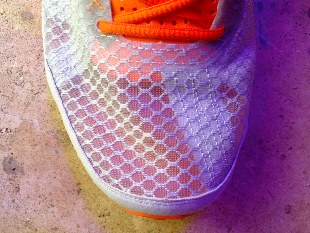 Support du gros orteil, mesh transparent, languette ajourée