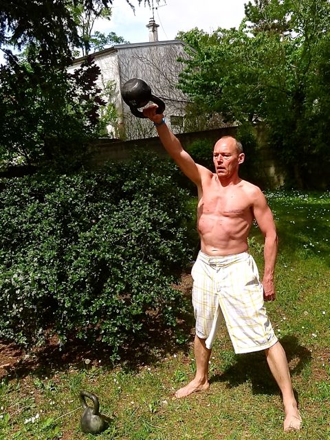 C'est moi qui tient la Kettlebell ou le contraire ?