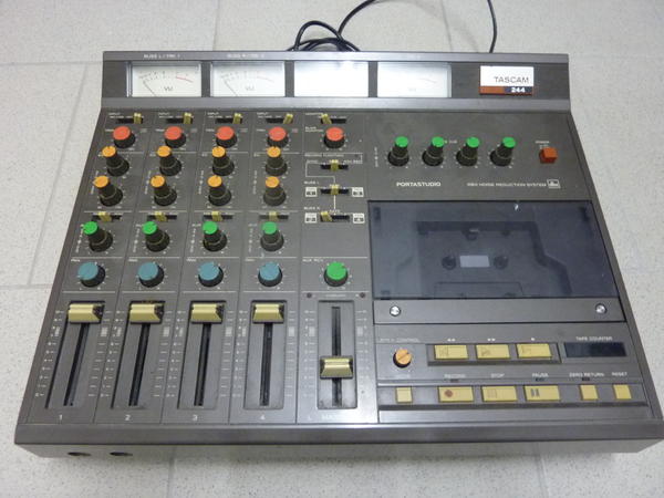 Tascam 244, mon premier 4 pistes !