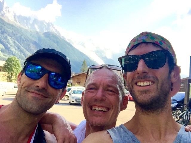 Contents d'être arrivés quand même